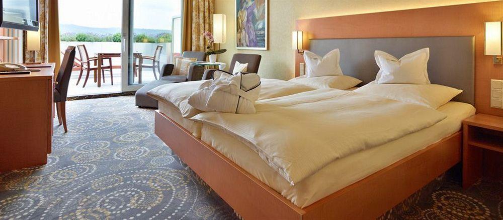 Hotel Villa Huegel Трир Экстерьер фото